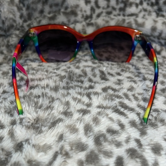 Betsey Johnson Rainbow Pride Bedazzled Sunglasses NWT - Picture 5 of 9